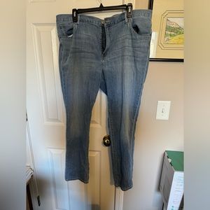 Excellent condition Eddie Bauer, boyfriend slim jeans, size 18